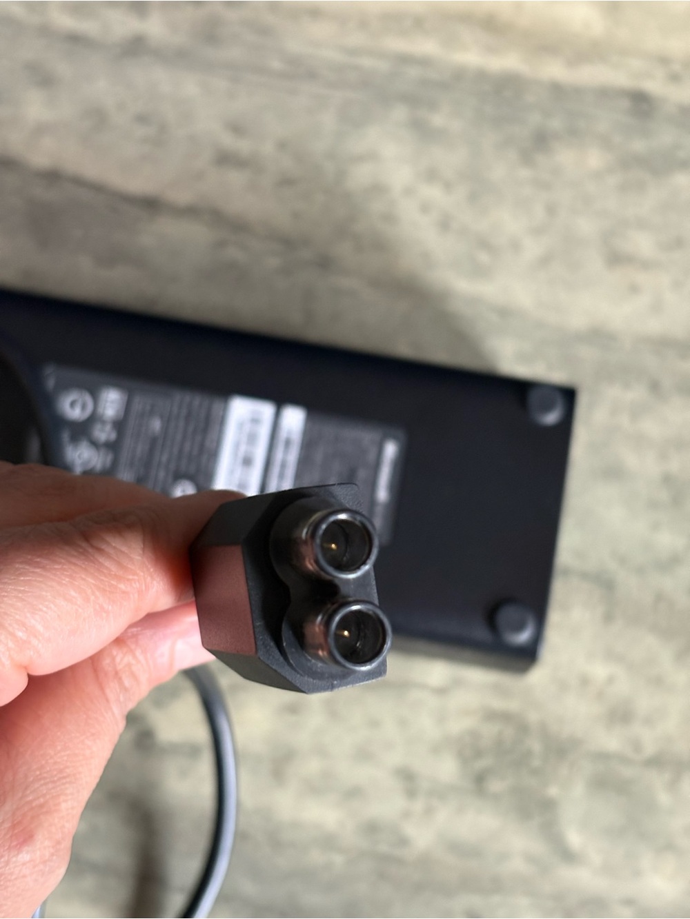 Microsoft Dual-Pin Laptop Power Cable - Black